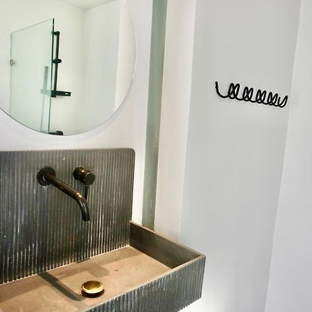 Hip And Funky Apartment Silom Soi 3, With Rooftop View Bangkok Eksteriør bilde
