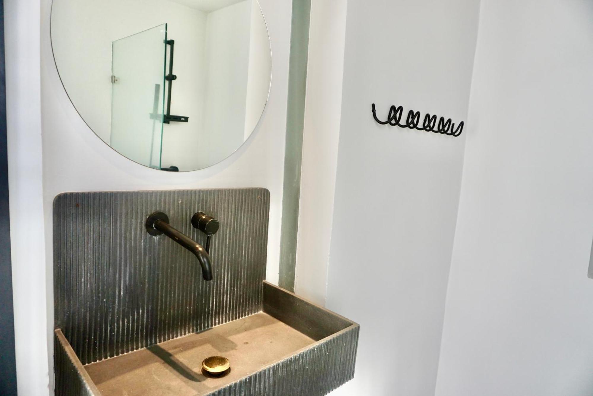 Hip And Funky Apartment Silom Soi 3, With Rooftop View Bangkok Eksteriør bilde