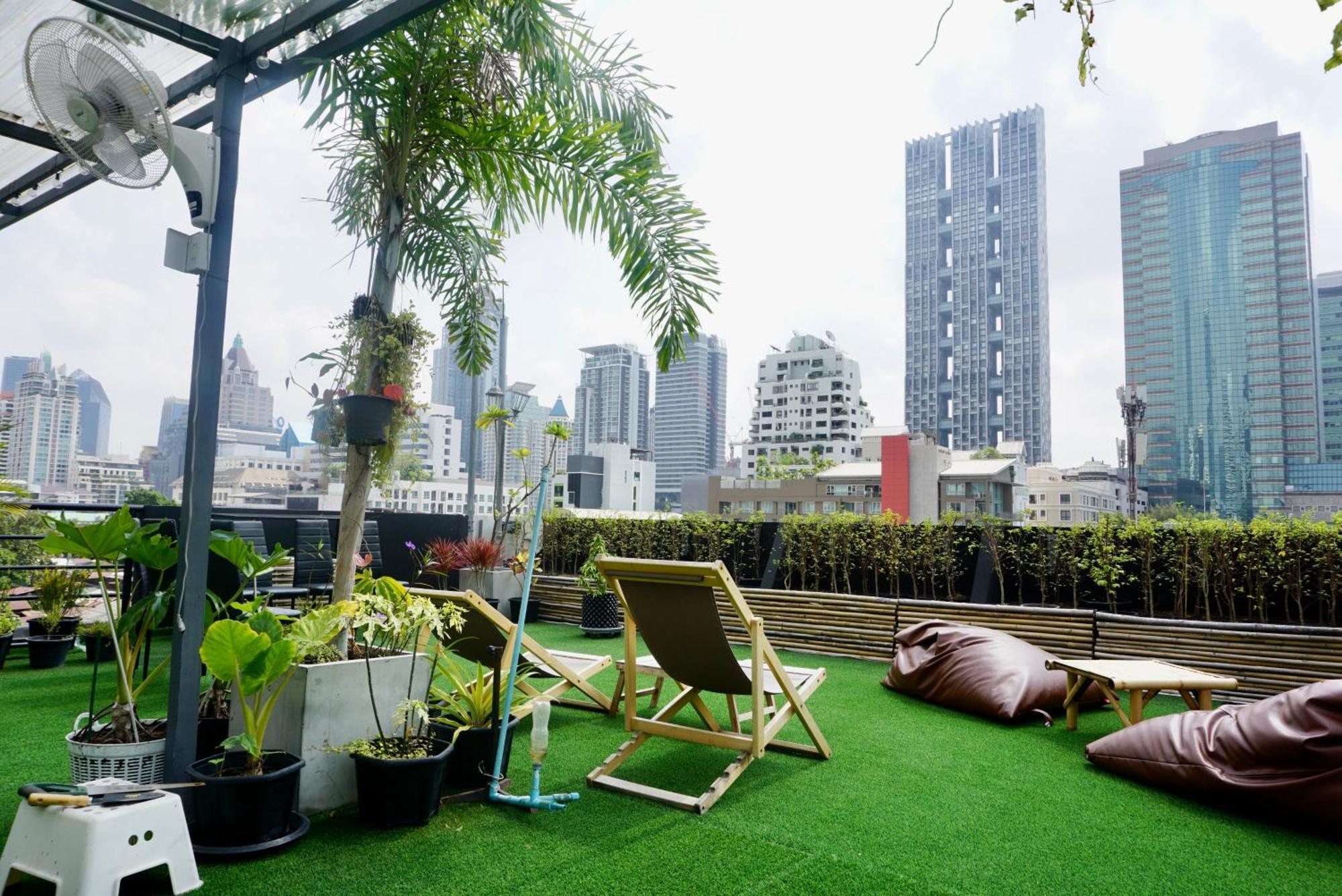 Hip And Funky Apartment Silom Soi 3, With Rooftop View Bangkok Eksteriør bilde