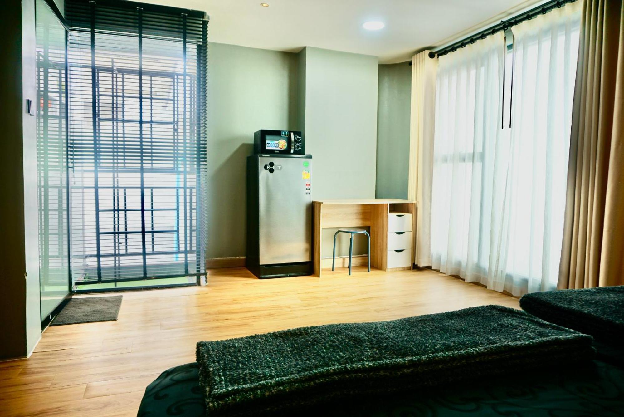 Hip And Funky Apartment Silom Soi 3, With Rooftop View Bangkok Eksteriør bilde