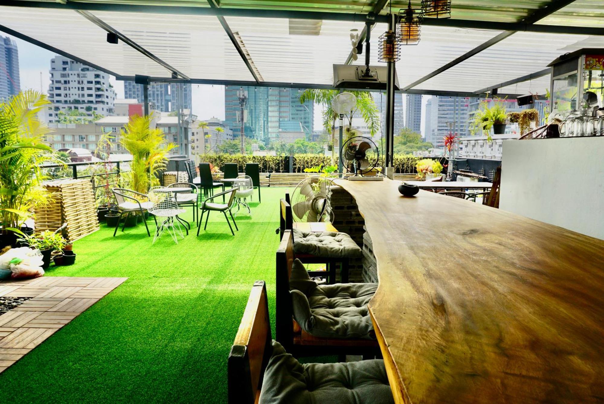 Hip And Funky Apartment Silom Soi 3, With Rooftop View Bangkok Eksteriør bilde